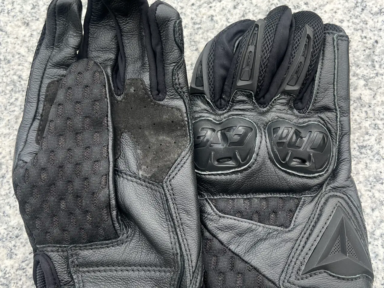 Billede 1 - Dainese mc handsker str. 7.5 damehandske