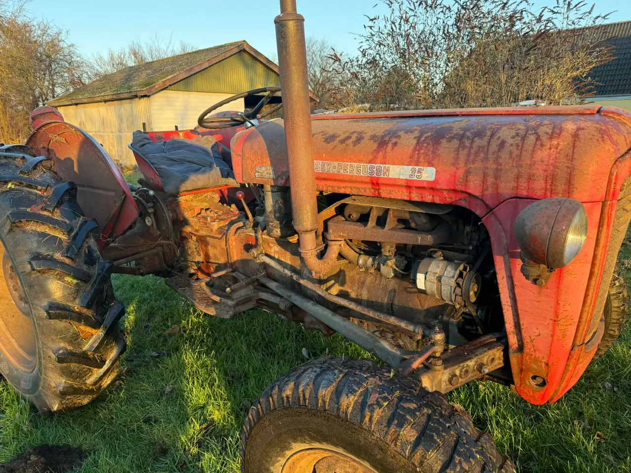Billede 1 - 🚜 Massey Ferguson 35 benzin – kørende projekt 