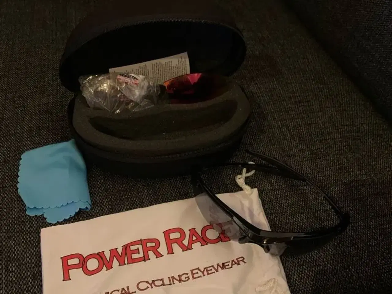 Billede 1 - Power race solbriller