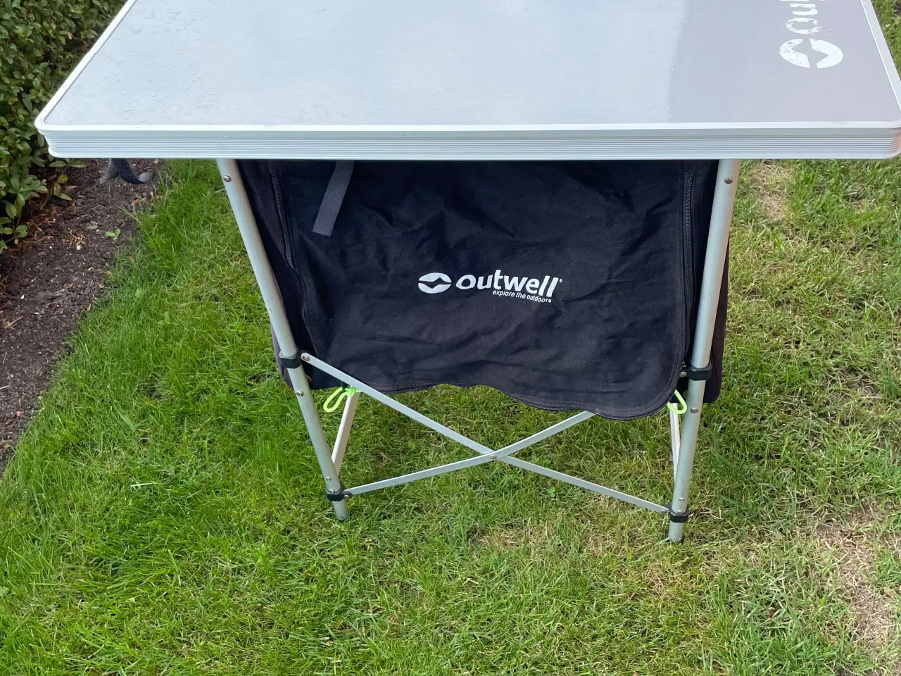 Billede 1 - Camping skab
