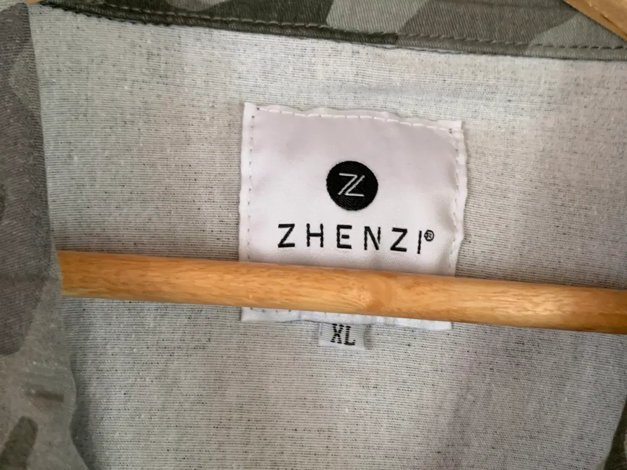 Billede 3 - Camouflage jakke Zhenzi