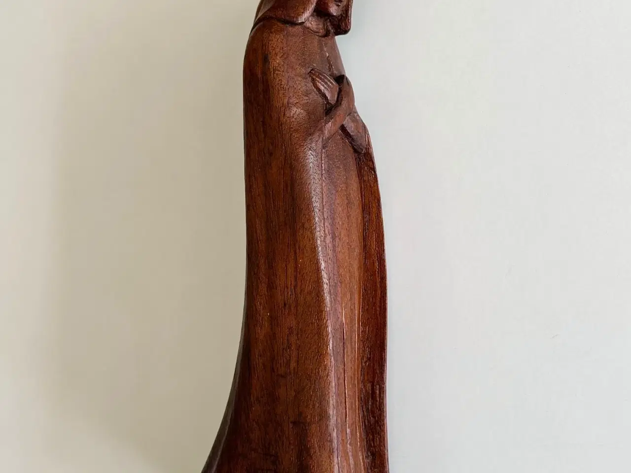 Billede 3 - Håndskåret træfigur