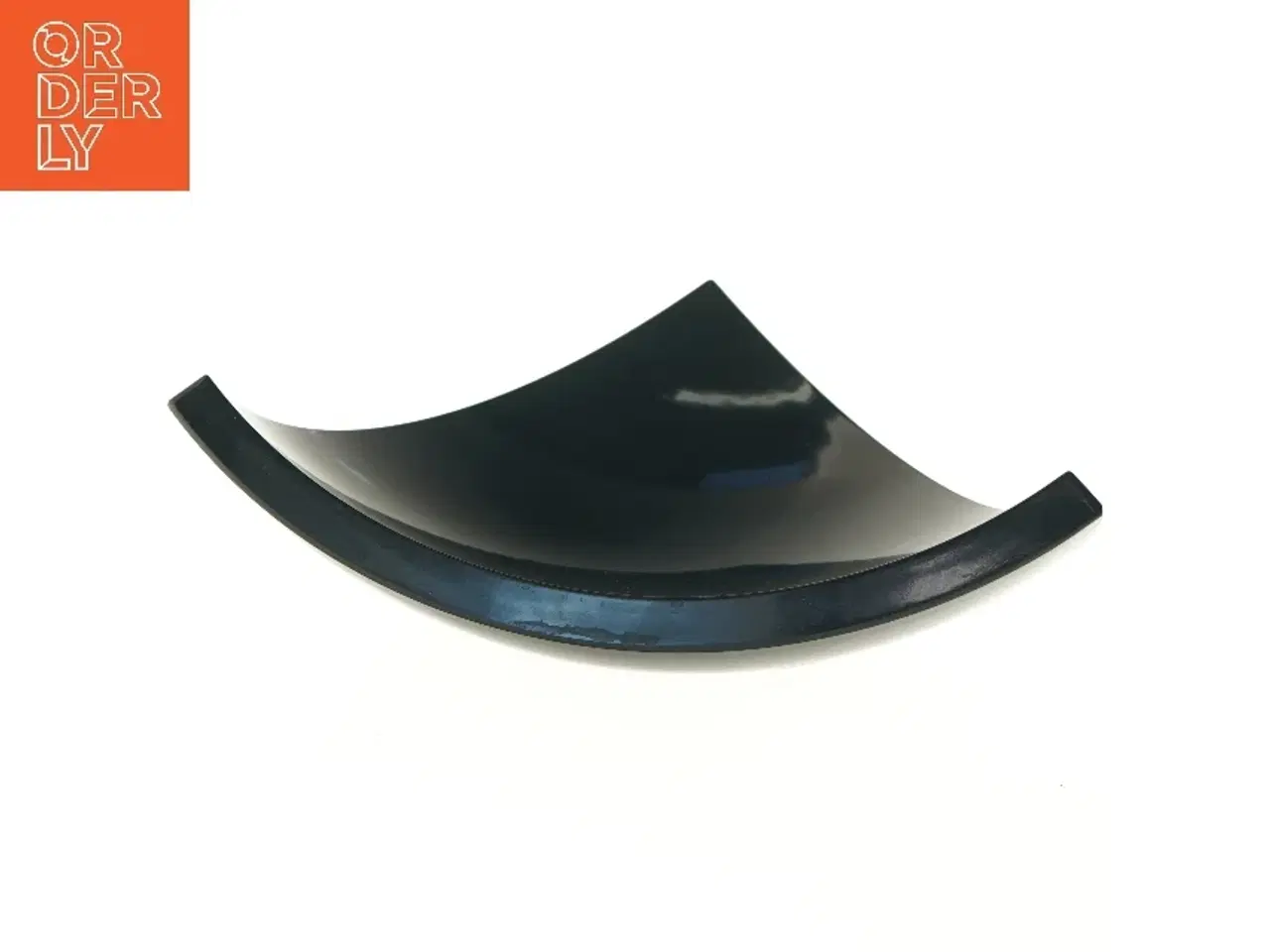 Billede 3 - Sort dekorativ skål (str. 35x35 cm)