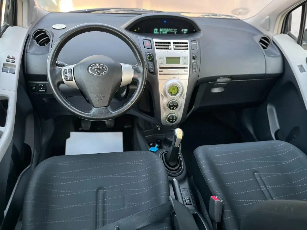 Billede 7 - Toyota Yaris 1,3 Sol M/M