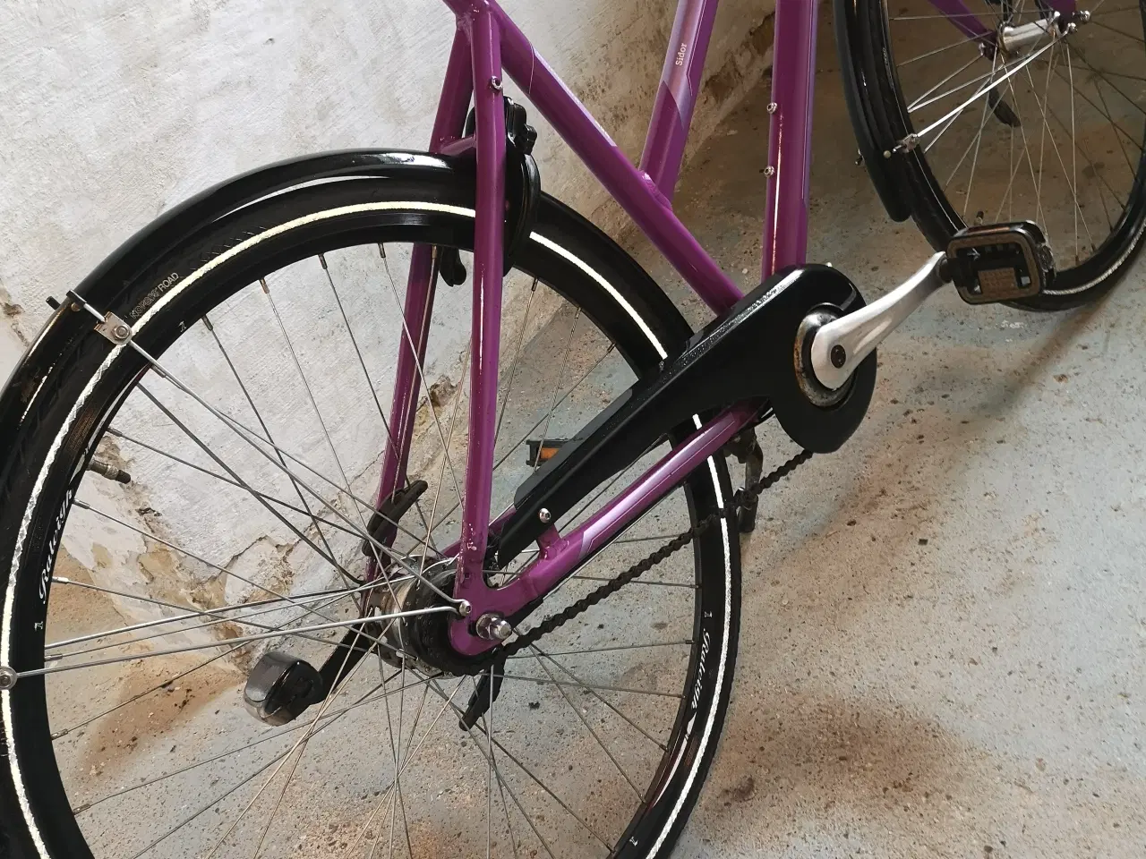 Billede 16 - RALEIGH 28"  52cm lila  7 gear..  baglygter 