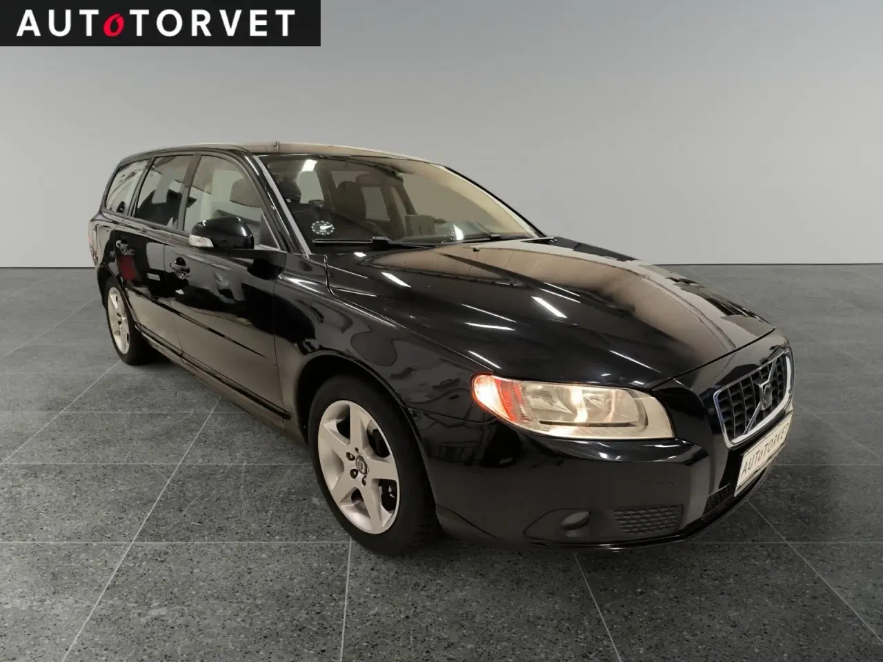 Billede 2 - Volvo V70 2,4 D5 185 Summum