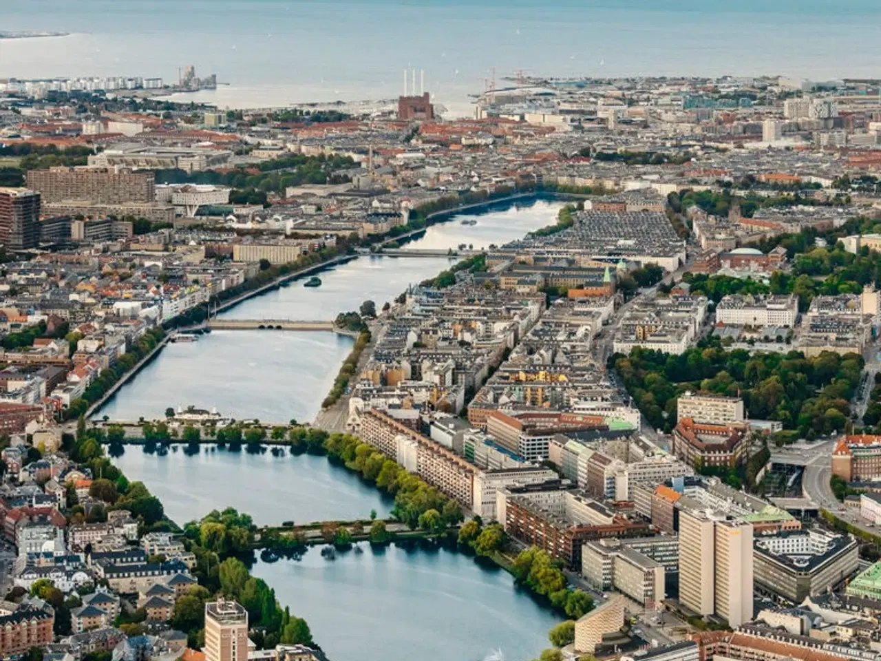 Billede 2 - Puslespil - the lakes of Copenhagen