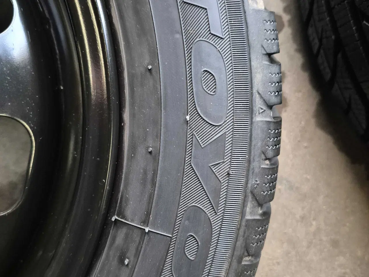 Billede 3 - Toyo vinterdæk 185/60R15