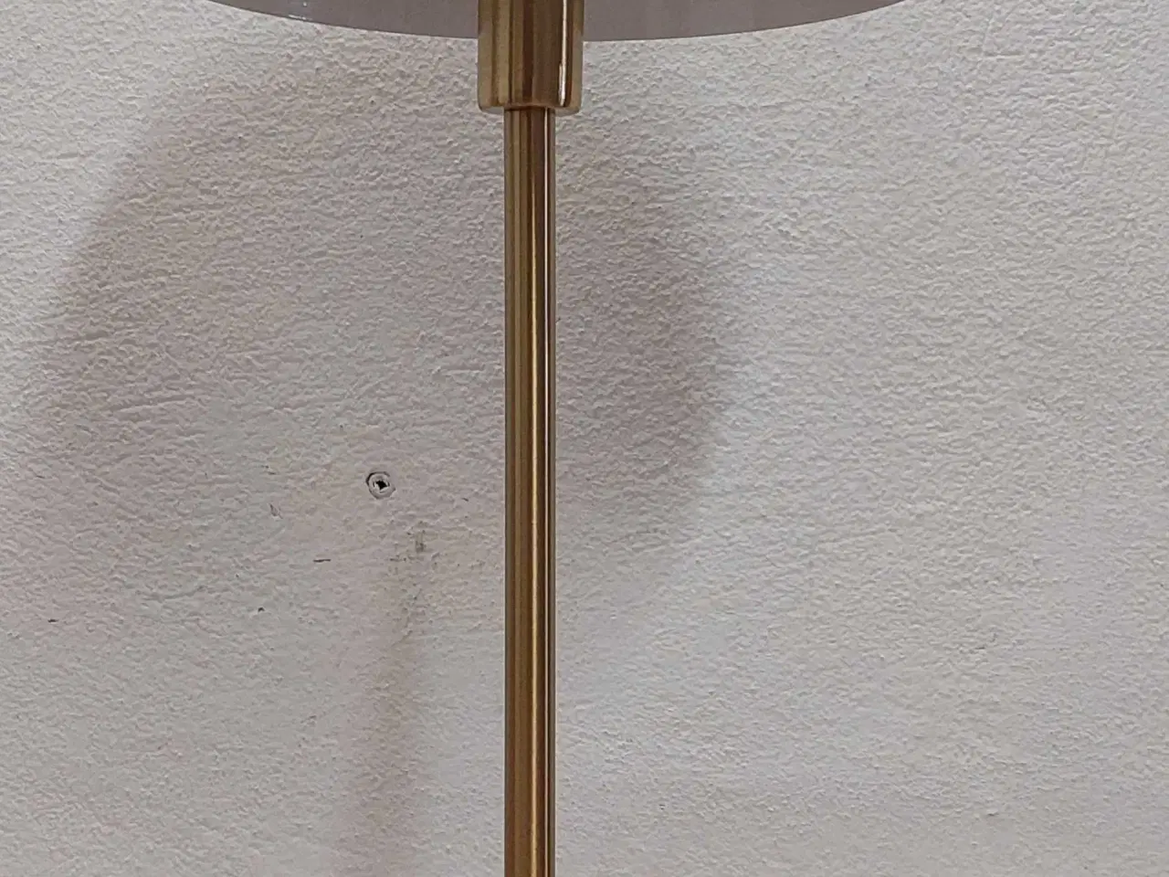 Billede 3 - Bordlampe, Nordlux, messing. Ubrugt ( annonce 94 A