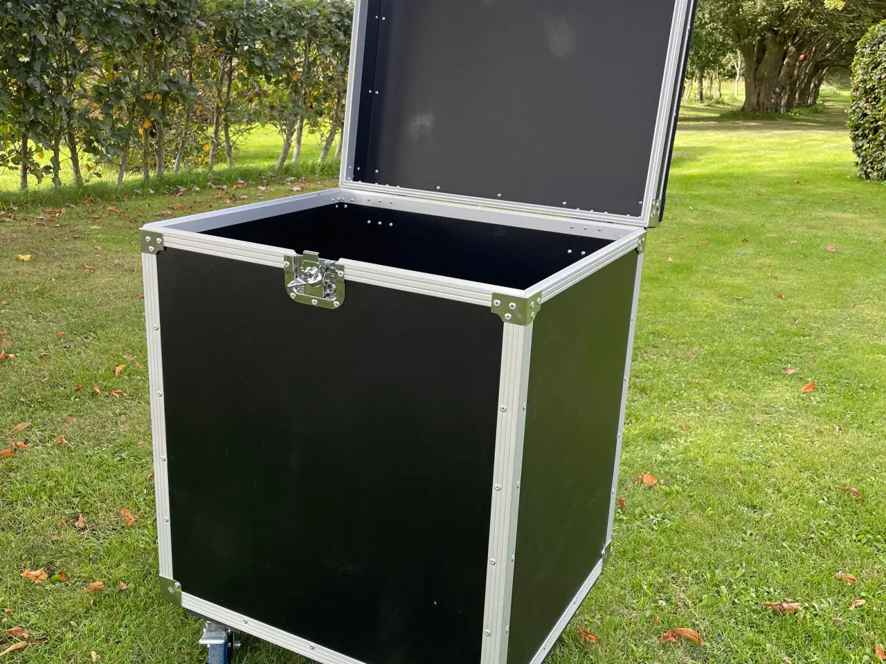 Billede 2 - Flight cases Nye
