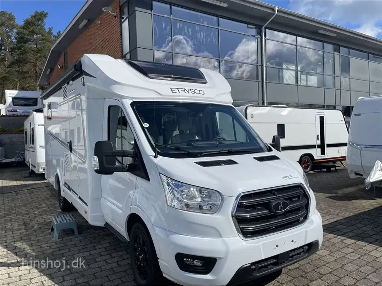 Billede 20 - 2024 - Hymer Etrusco T 7.3 SF   Etrusco By Hymer – Luksus og Funktionalitet i Perfekt Harmoni fra Hinshøj Caravan