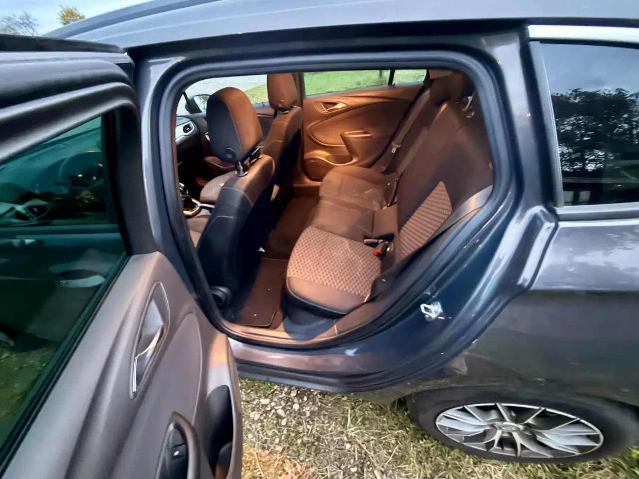 Billede 9 - 1 ejers Opel astra j sælges som en af Dks billigst