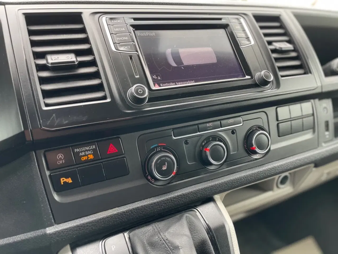 Billede 13 - VW Transporter 2,0 TDi 150 Kassevogn DSG kort