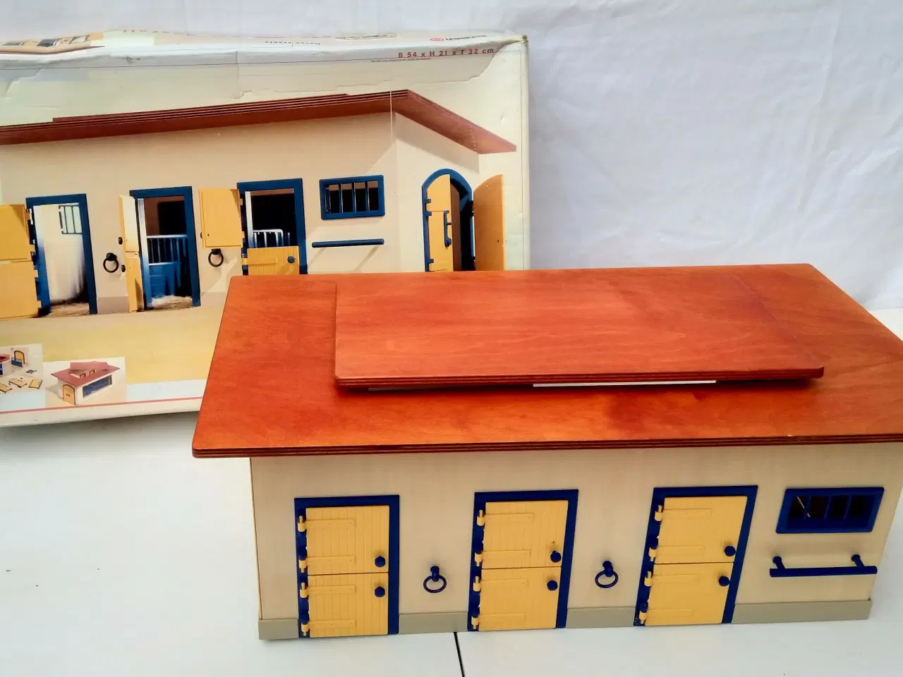 Billede 5 - Schleich hestestald med masser af tilbehør