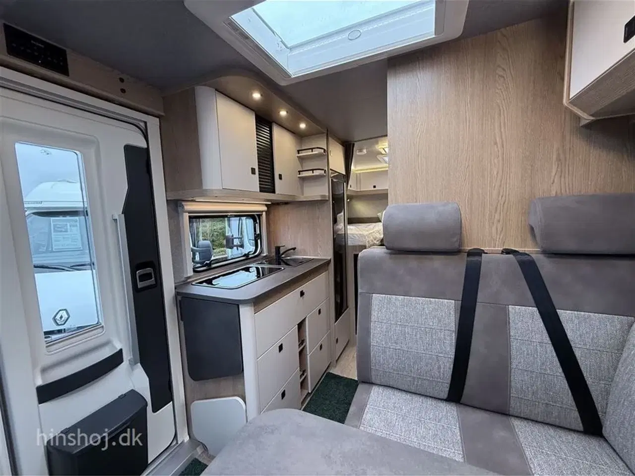 Billede 10 - 2026 - Hobby Ontour C 680 GE Aut   Lækker Autocamper med enkelsenge og automatgear fra Hinshøj Caravan.