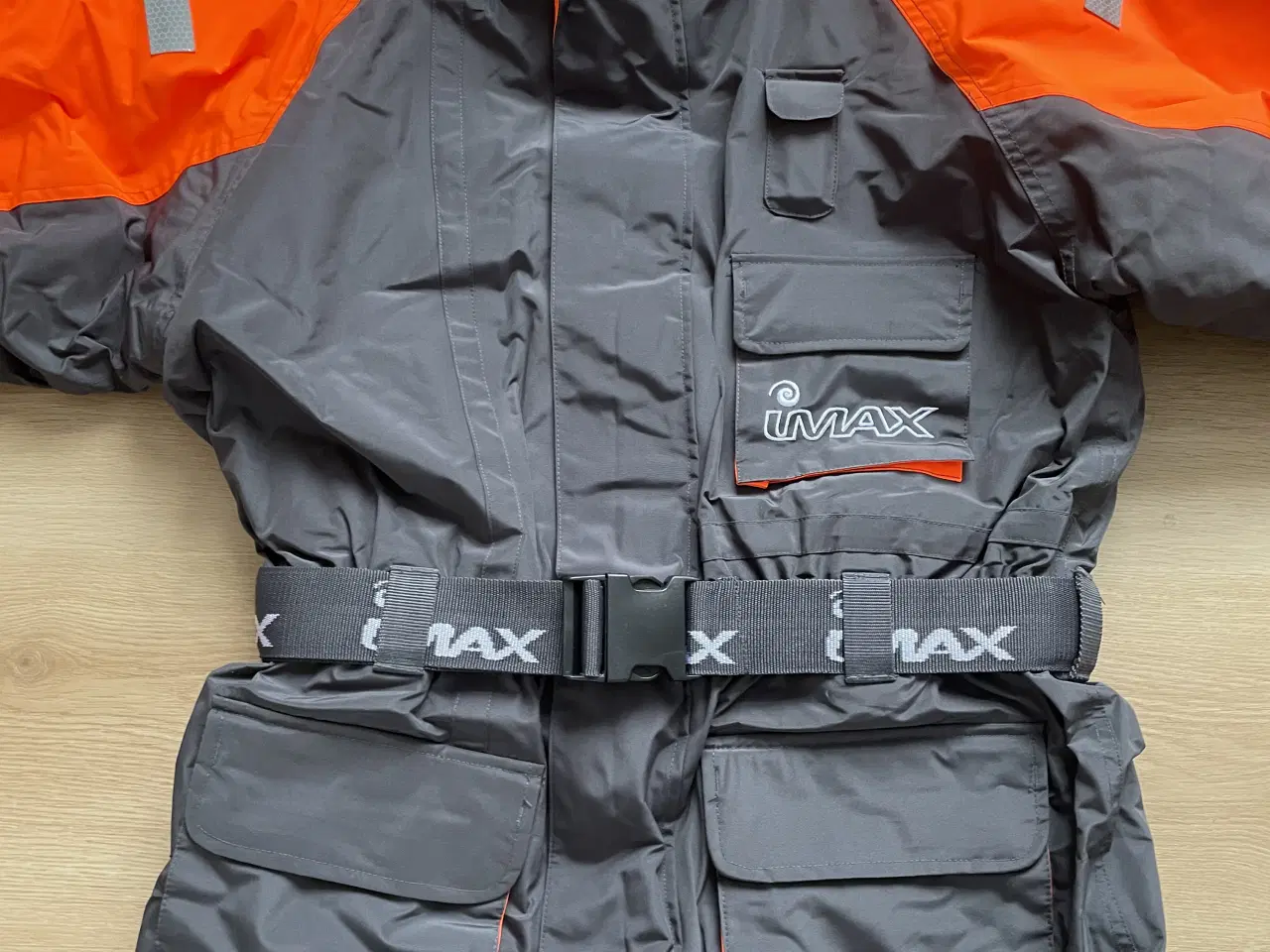 Billede 2 - IMAX.Flydedragt.