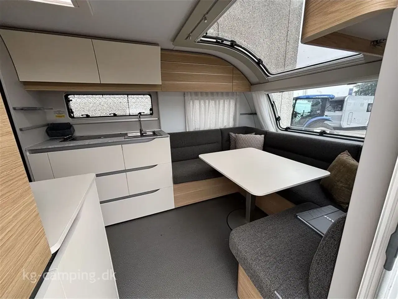 Billede 8 - 2022 - Adria Adora 613 UT Alde   Helårsvogn med fritstående dobbeltseng