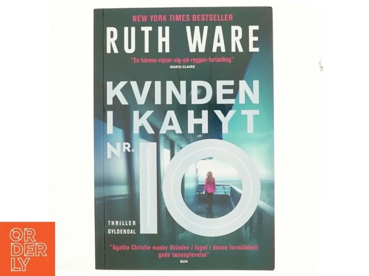 Billede 1 - Kvinden i kahyt nr. 10 : thriller af Ruth Ware (f. 1977) (Bog)