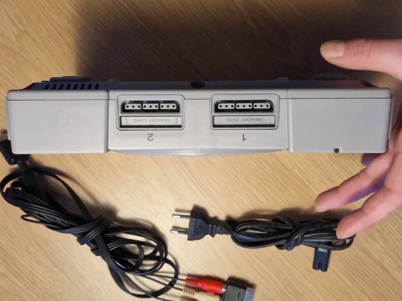 Billede 5 - PlayStation 1 – chippet – pæn stand