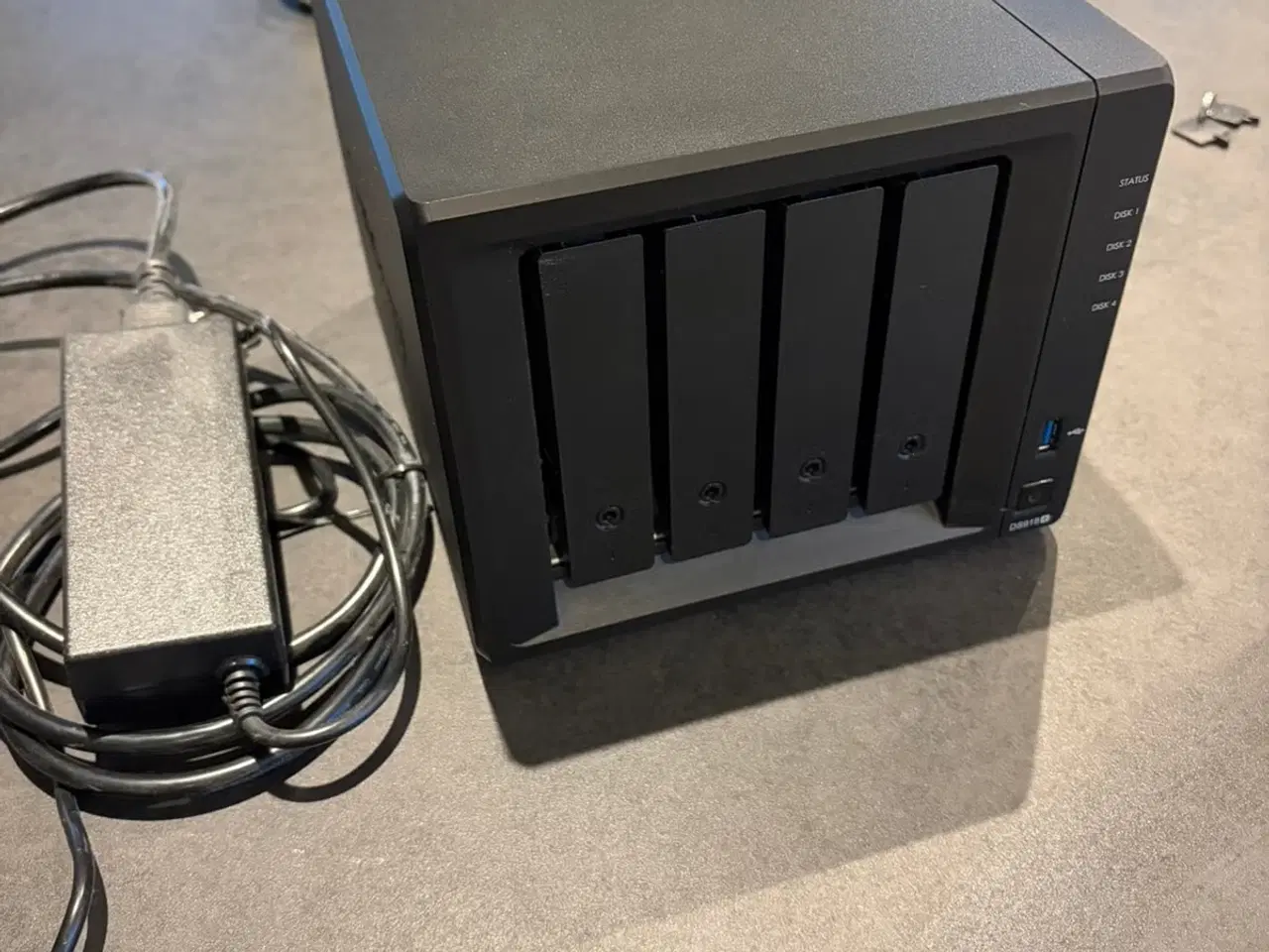 Billede 1 - Synology DiskStation DS918+ NAS inkl 4x4TB WD Red 