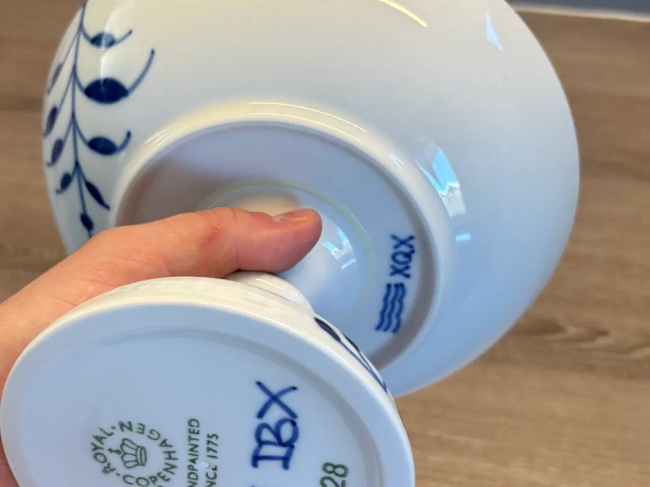 Billede 4 - Blå Mega Riflet skål på fod 80 cl