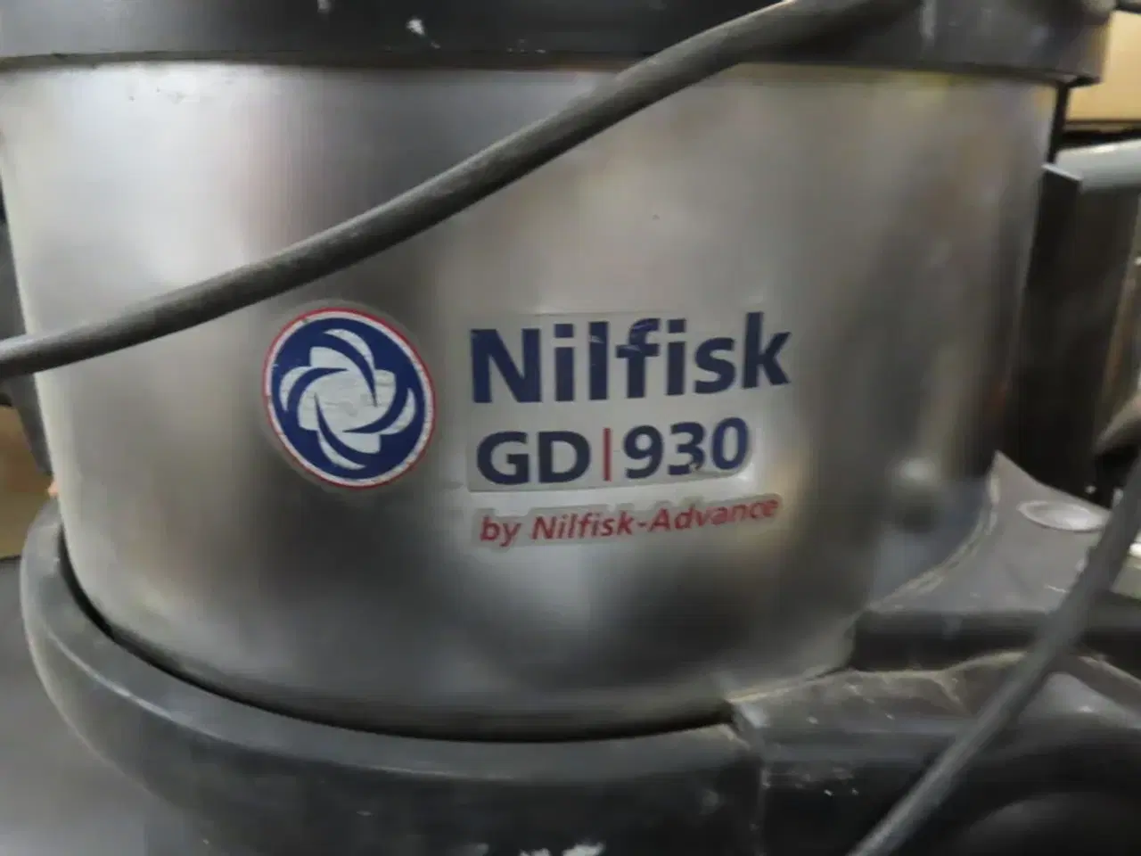 Billede 2 - Støvsuger NILFISK GD930