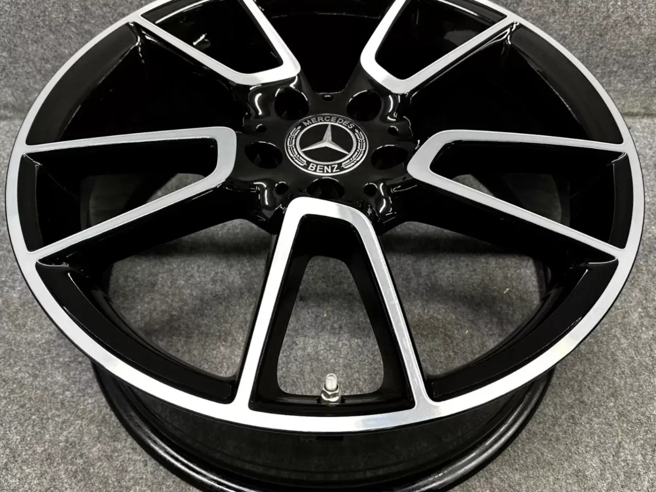 Billede 7 - ALUFÆLGE MERCEDES C 205 AMG 19"
