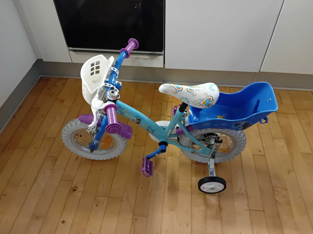 Billede 3 - Børnecykel mærket Frozen.