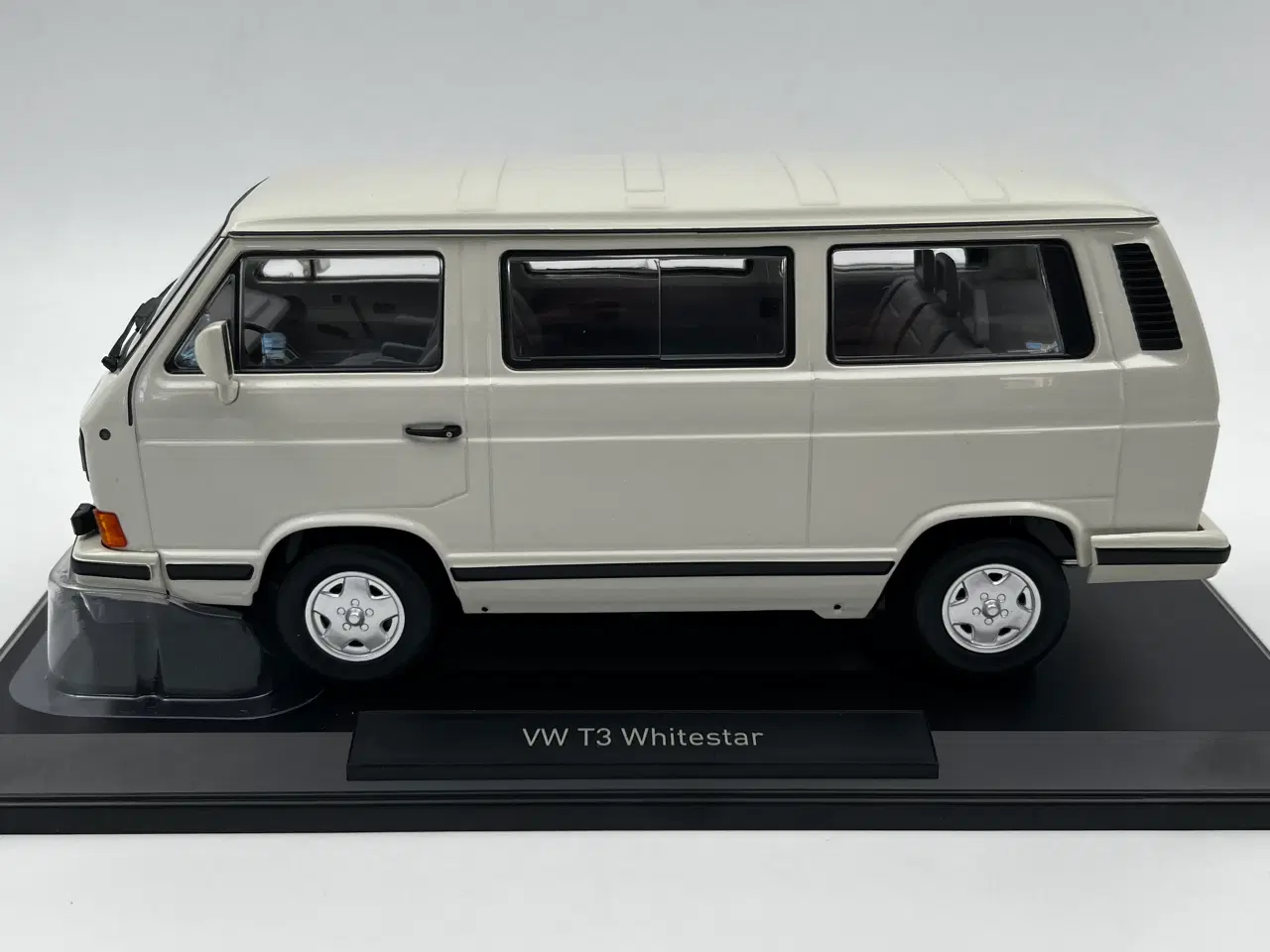 Billede 8 - 1990 VW T3 Whitestar / Multivan 1:18