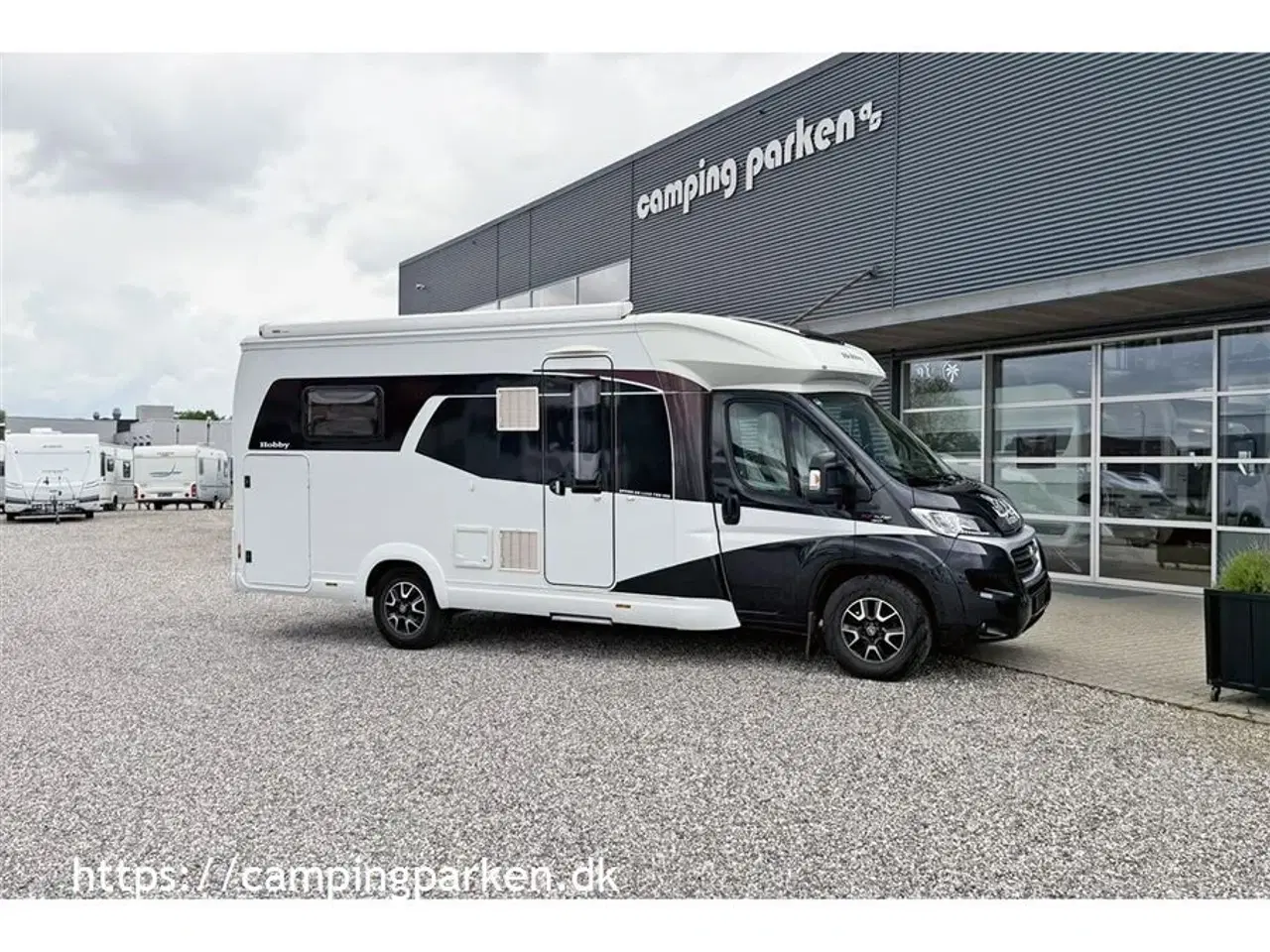 Billede 1 - 2017 - Hobby Optima De Luxe T 65 HGQ aut.   FIn autocamper m. automatgear, 150 hk, sænkeseng og queens bed
