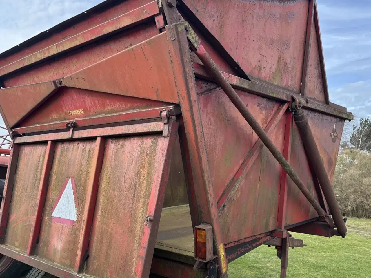 Billede 2 - Spragelse Højtipvogn