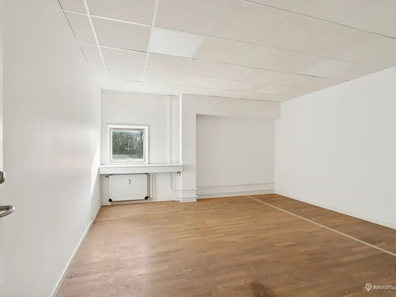 Billede 3 - Nyistandsatte kontor- og lagerlokaler på 1. sal med fællesfaciliteter