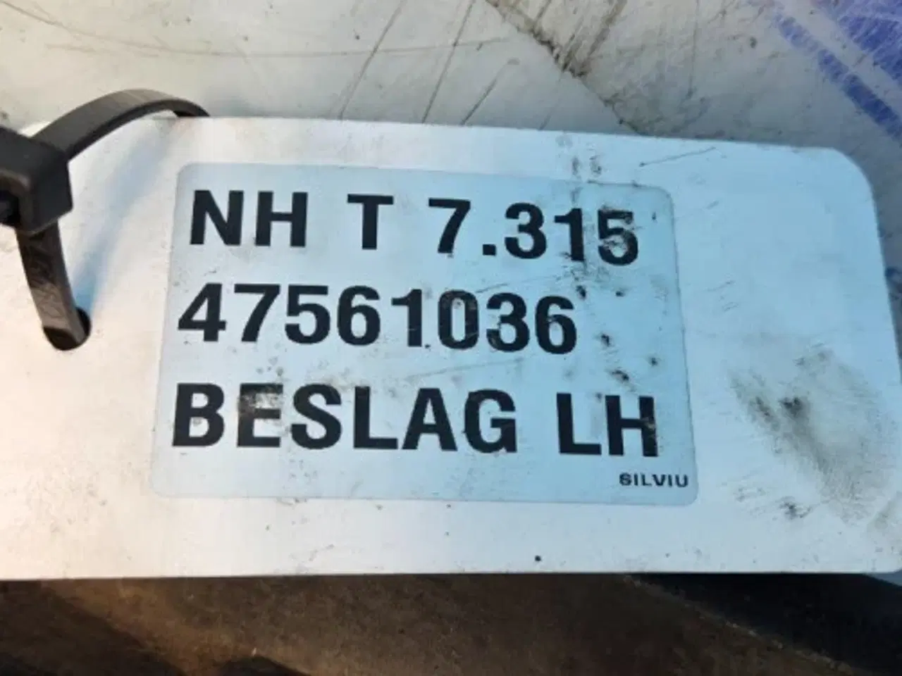 Billede 5 - New Holland T7.315 Beslag L. 47561036