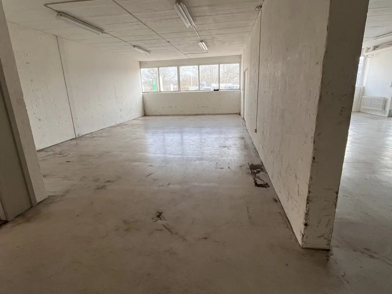 Billede 12 - Højloftet lager med kontorer til leje på Tangmosevej 87 i Køge