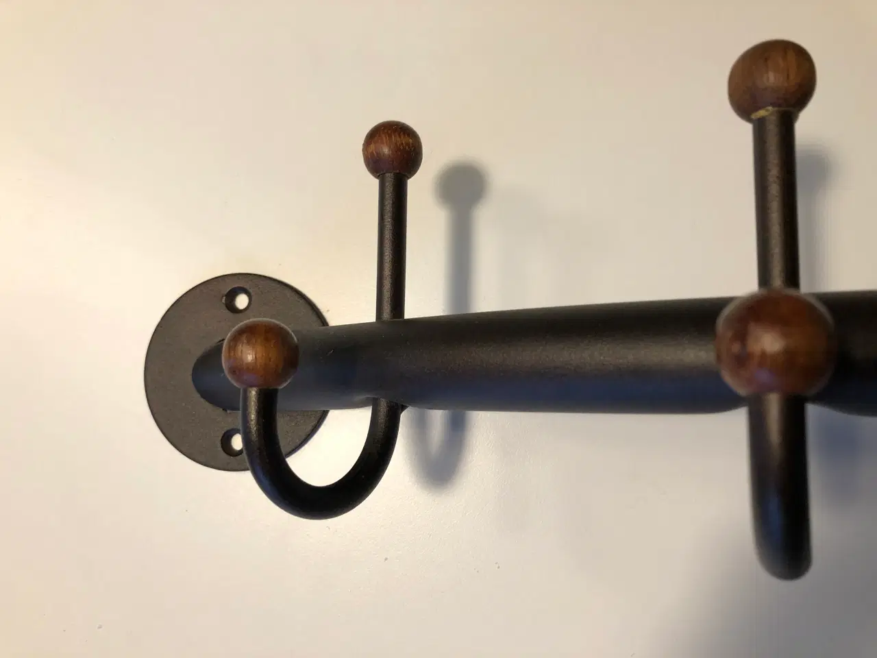 Billede 2 - Knagerække i metal