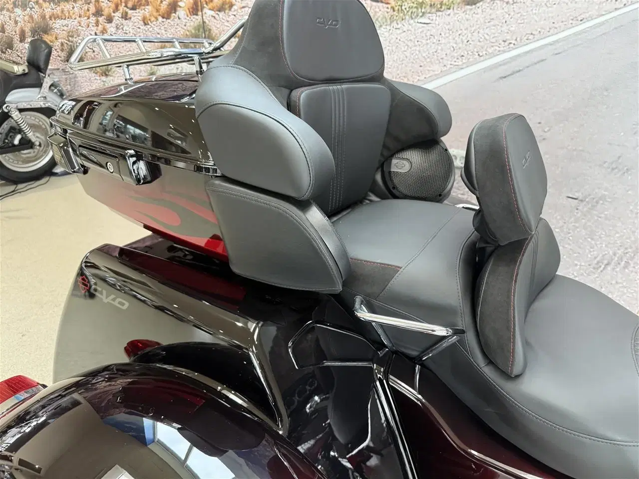 Billede 3 - Harley-Davidson FLHTCUTGSE Tri Glide Ultra CVO 117" Trike