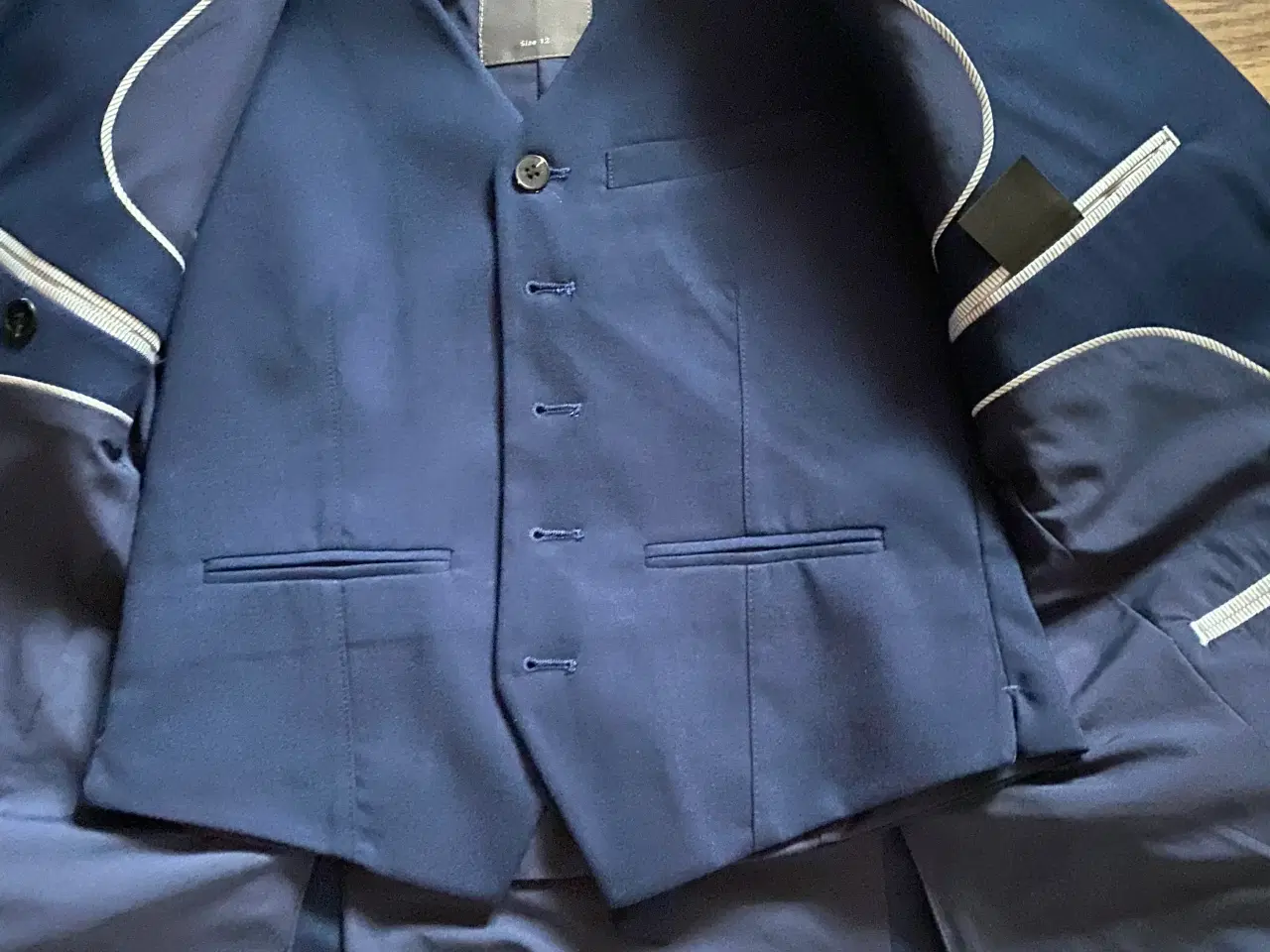 Billede 3 - Konfirmations jakkesæt. 