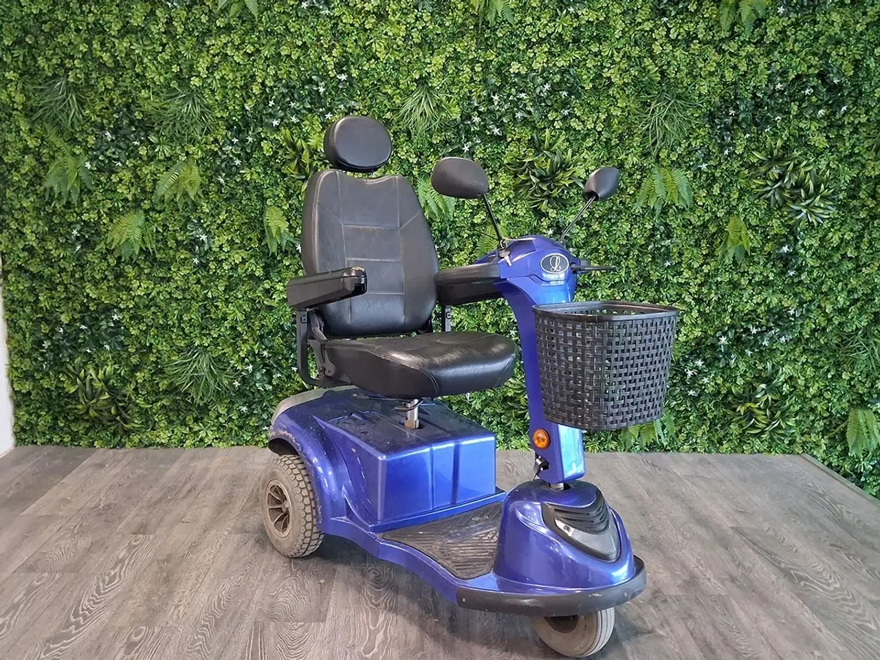 Billede 1 - LM-450 blå