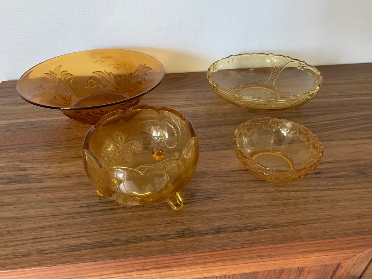 Billede 2 - RETRO stålfade, ravfarvet porcelæn mm