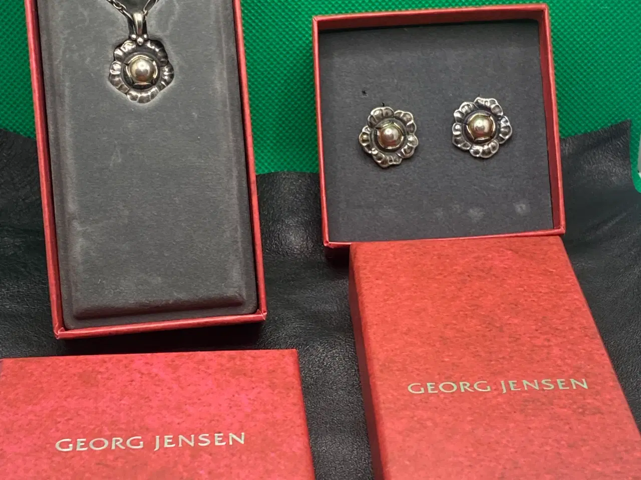 Billede 2 - Års-smykkesæt fra Georg Jensen