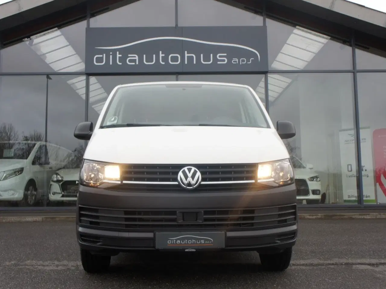 Billede 1 - VW Transporter 2,0 TDi 150 Kombi DSG kort
