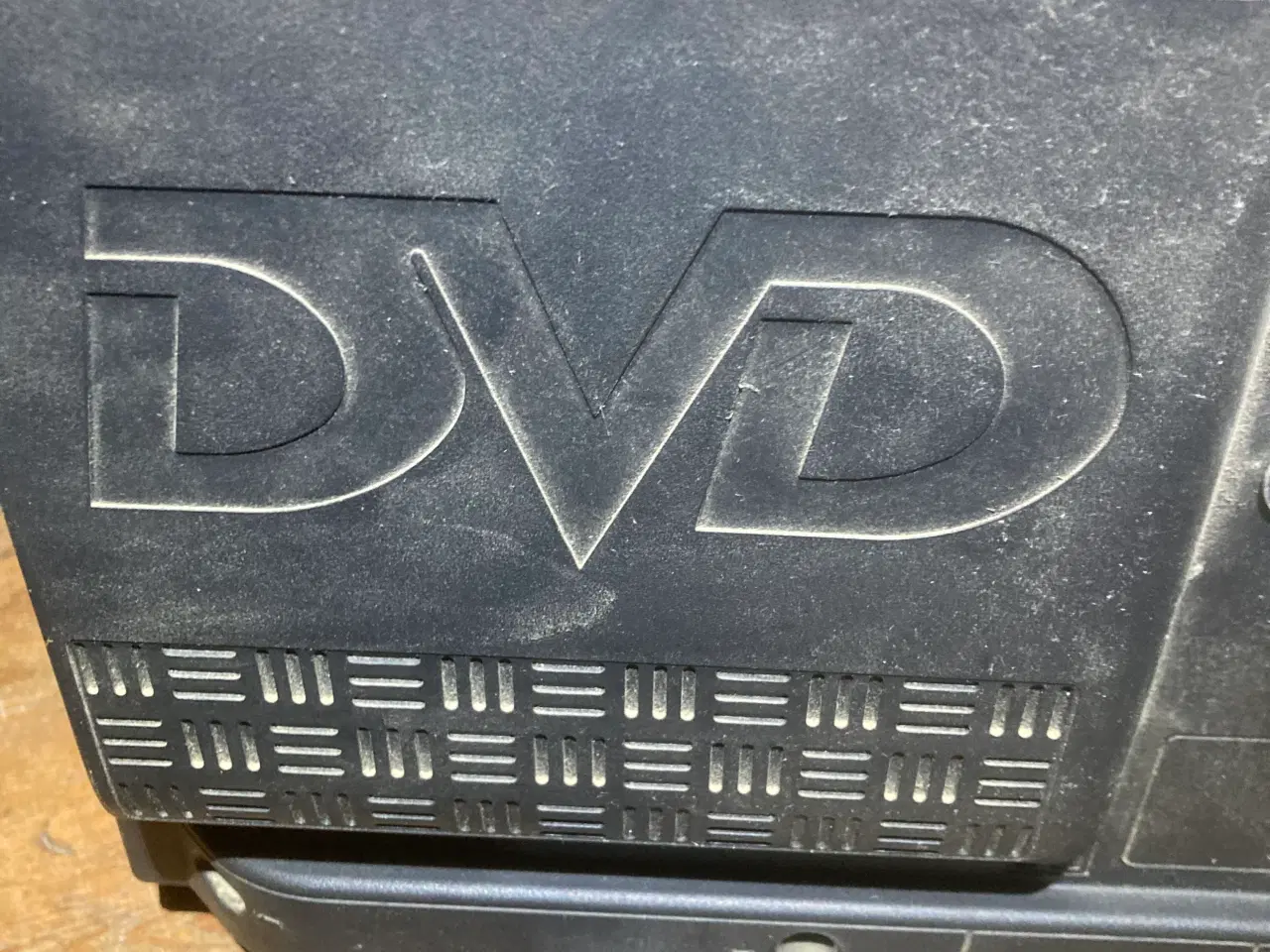 Billede 4 - 15” LCD - TV  Telefunken