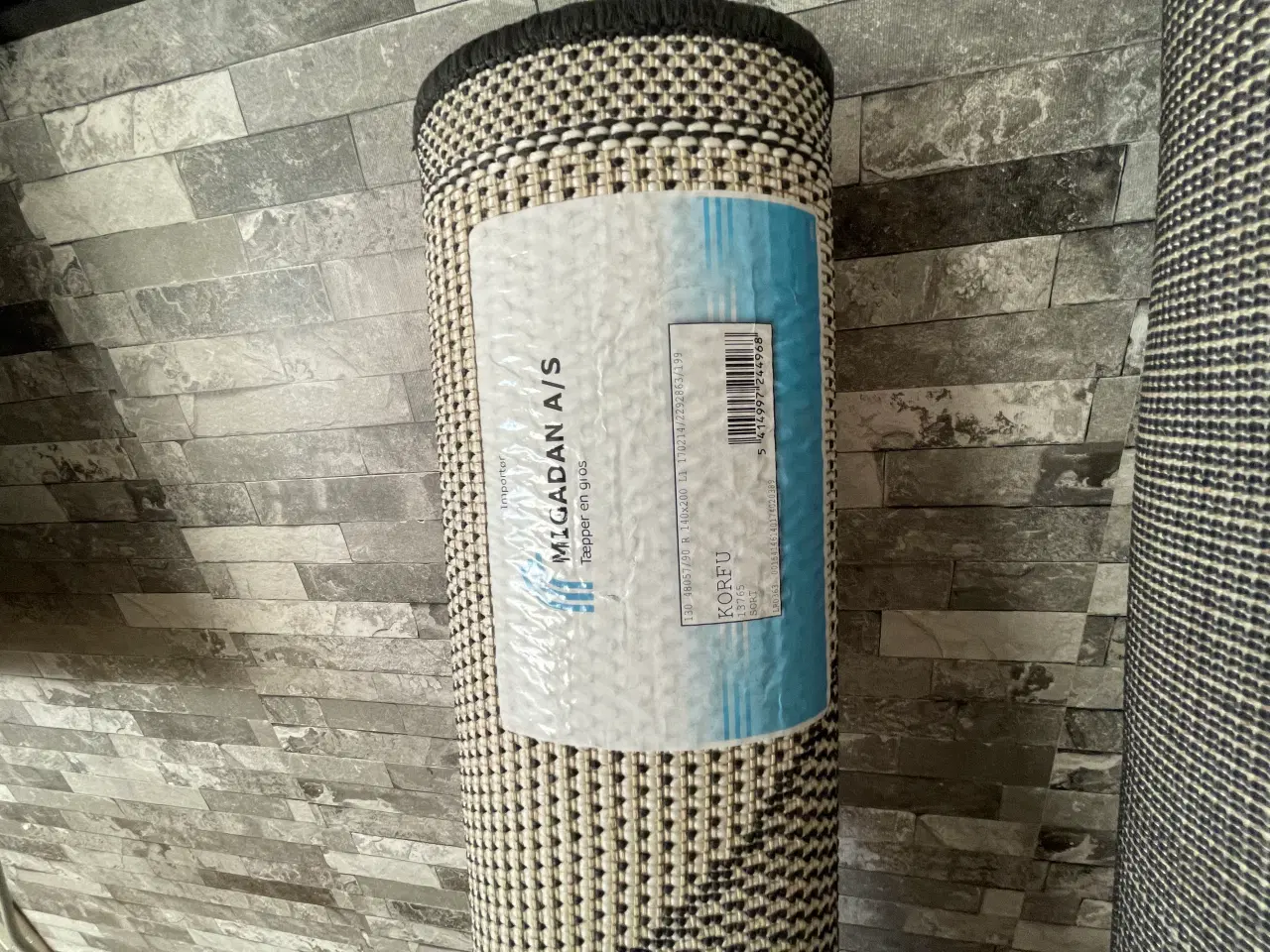 Billede 13 - Helt ny tæpper