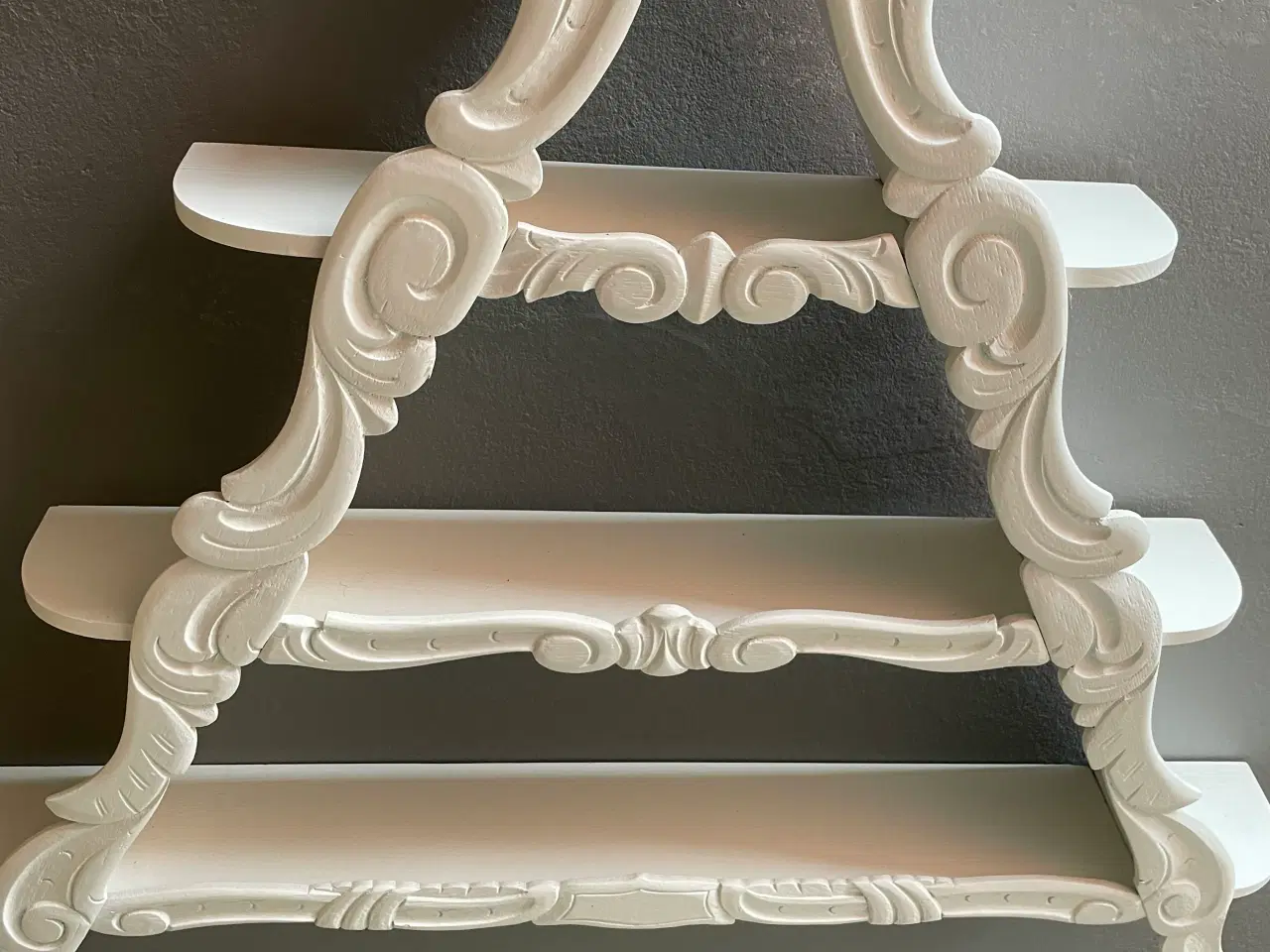 Billede 1 - Flot Amagerhylde i hvid