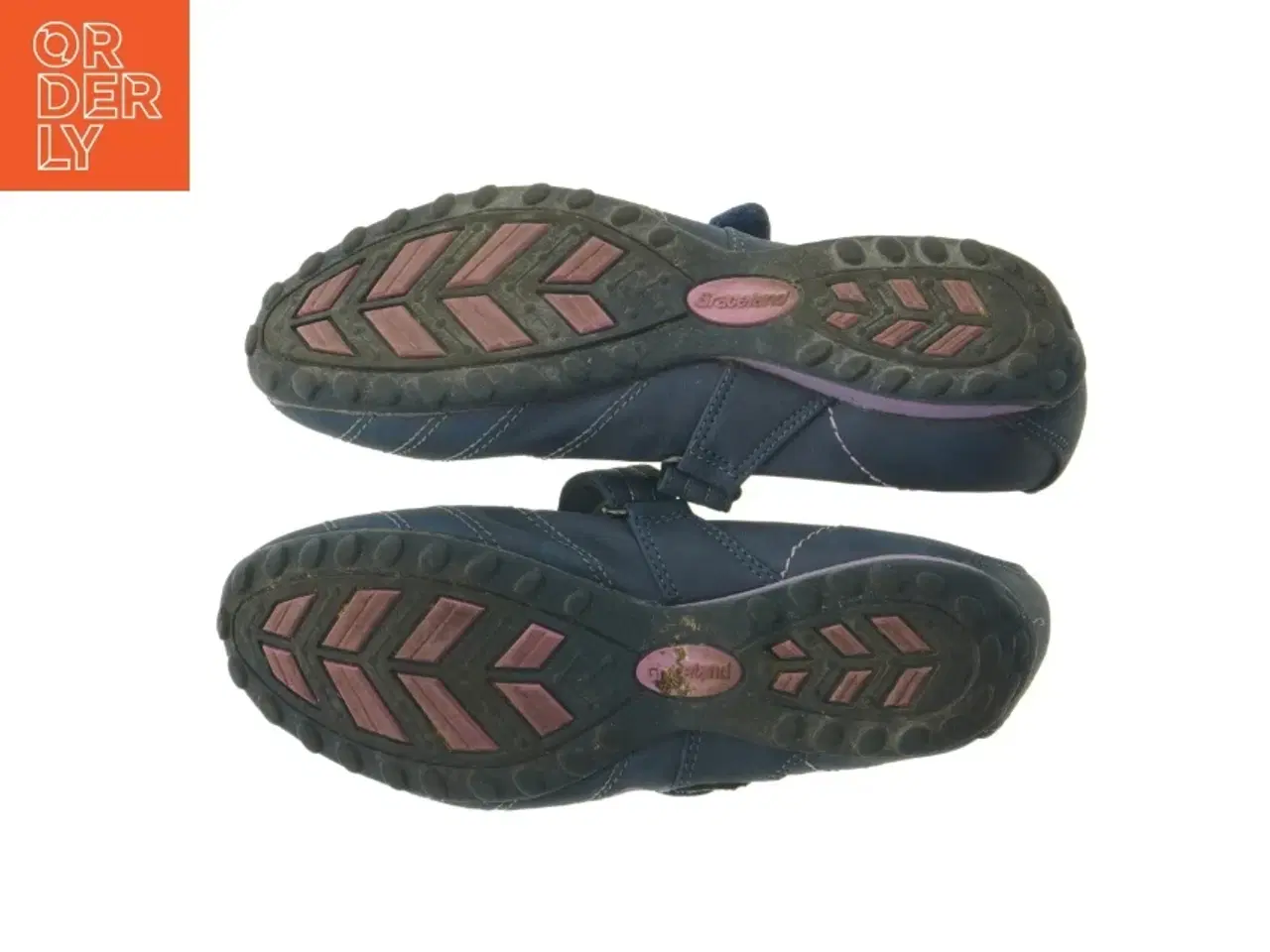 Billede 4 - Blå sko med blomsterbroderi fra Graceland (str. 34 )