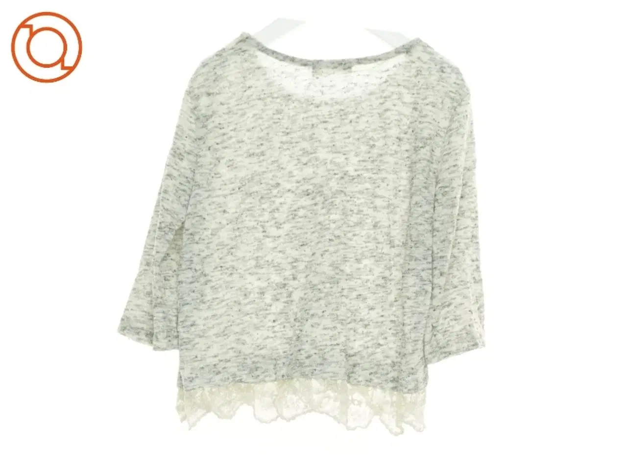 Billede 2 - Bluse fra H&M (str. 146 cm)