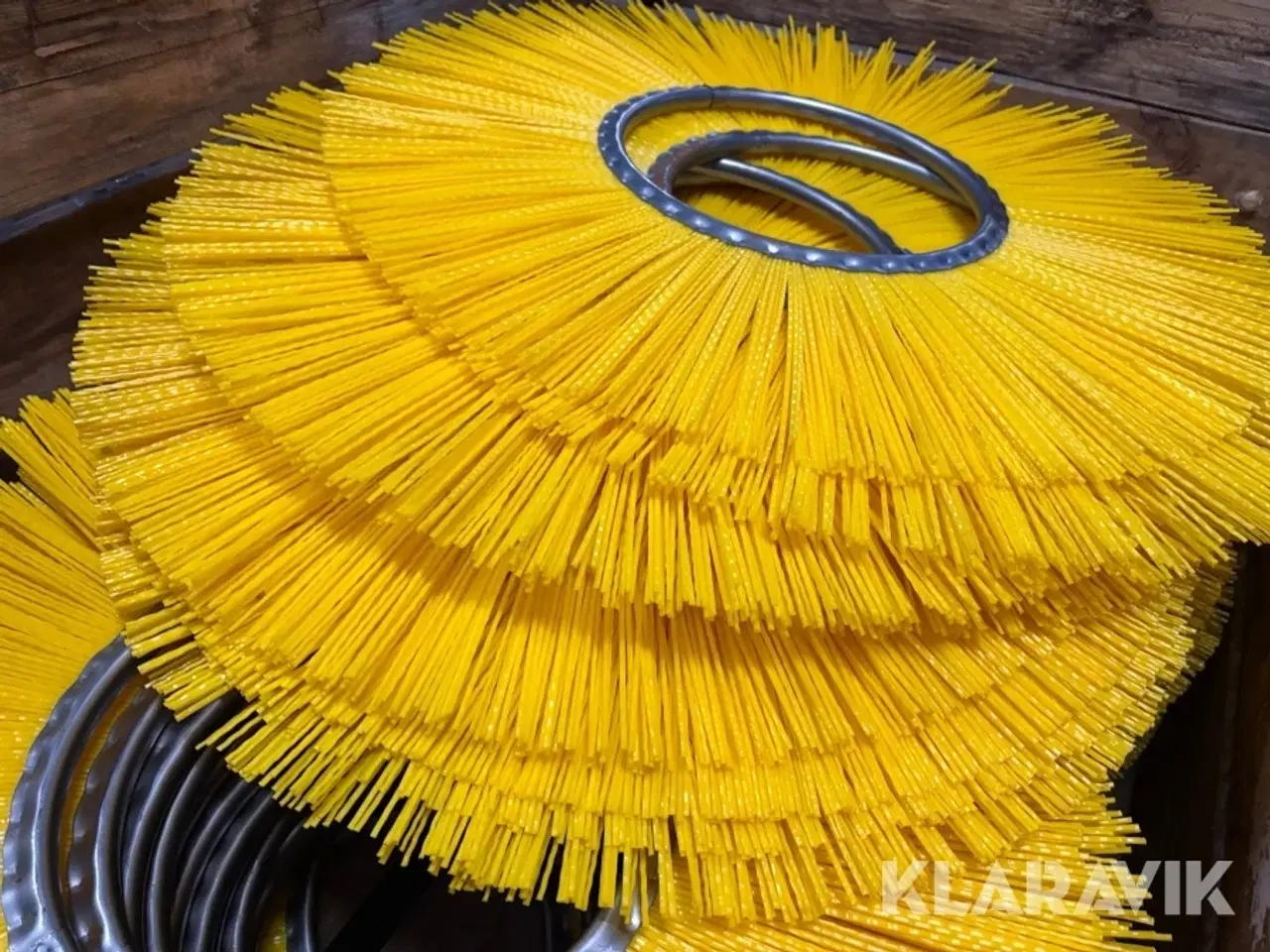 Billede 4 - Børster til - 25,5 cm i hul-diameter - cirka 40 styks