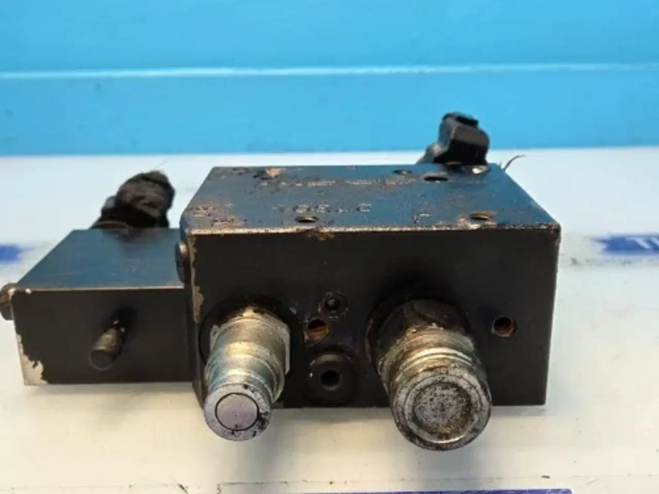 Billede 5 - Bobcat  TL38.70X  Ventil  7324544