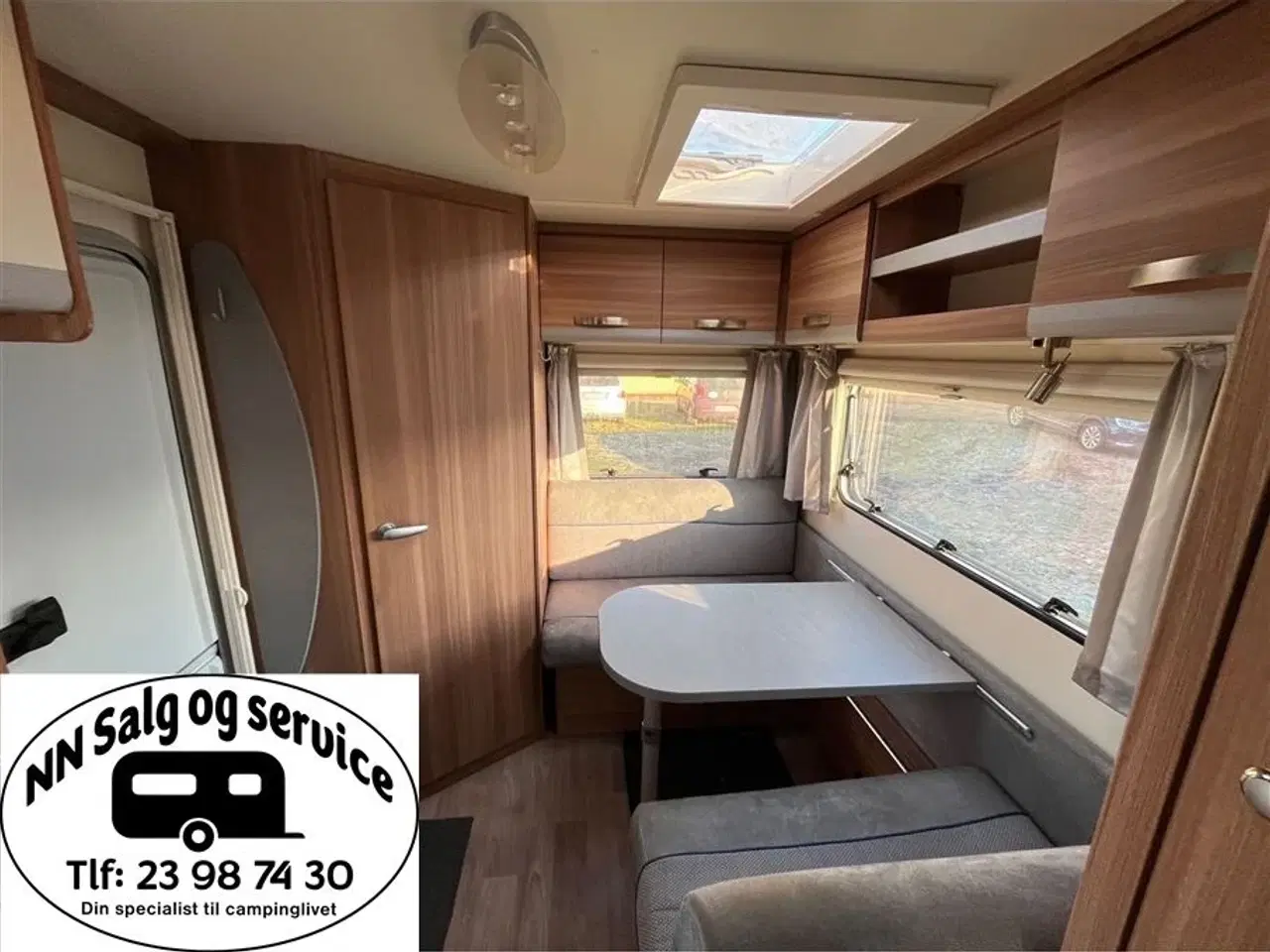 Billede 4 - 2016 - Weinsberg CaraOne 390 QD   Virkelig velholdt campingvogn LAV EGENVÆGT PÅ 875 KG.