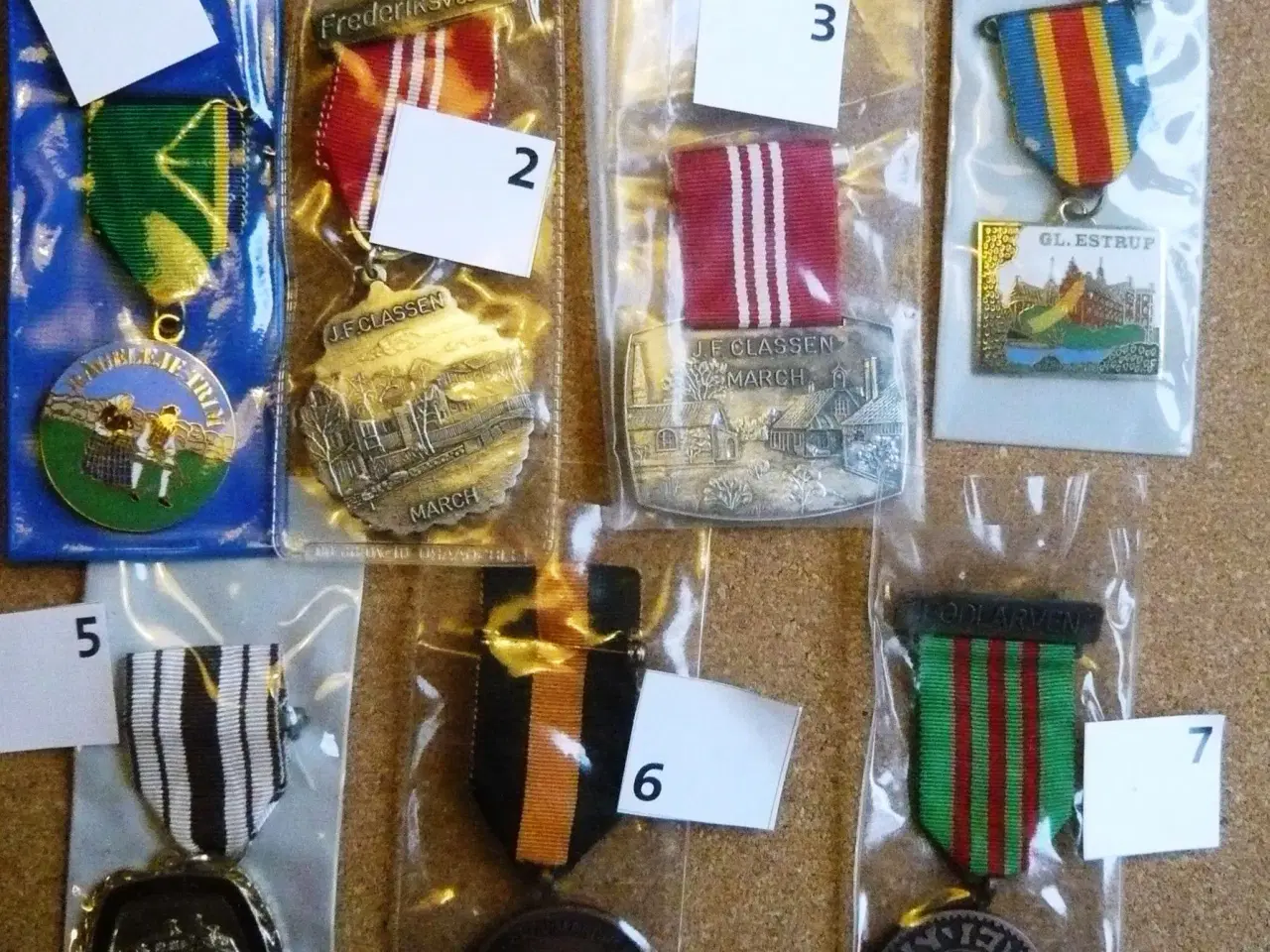 Billede 1 - Diverse medaljer (5)